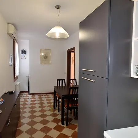 Campo Frari Apartment